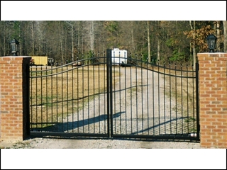 Aluminum Gate