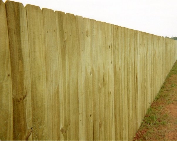 Straight Top Dog Eared Privacy Fence